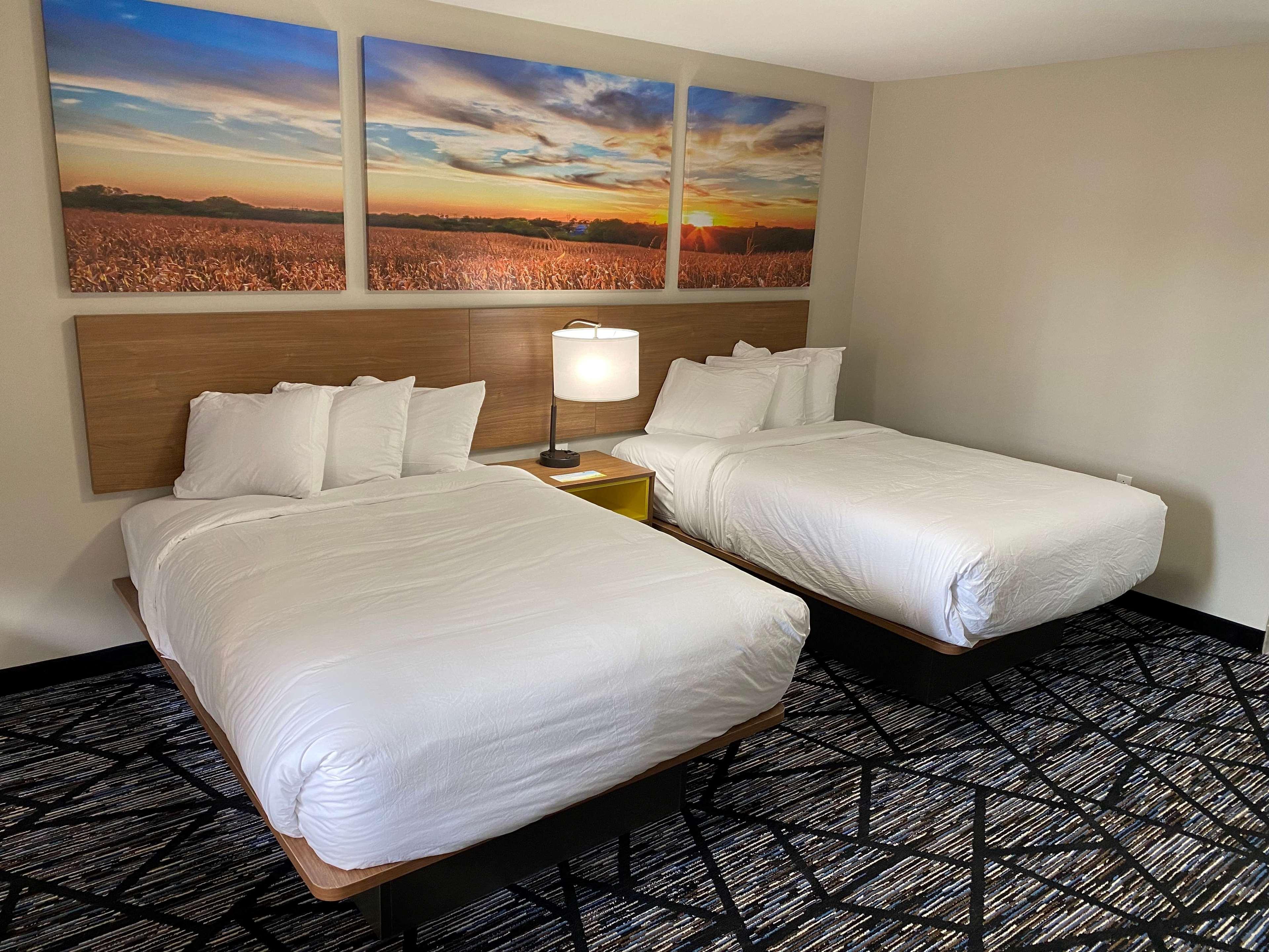 Days Inn By Wyndham Lake Charles Bagian luar foto